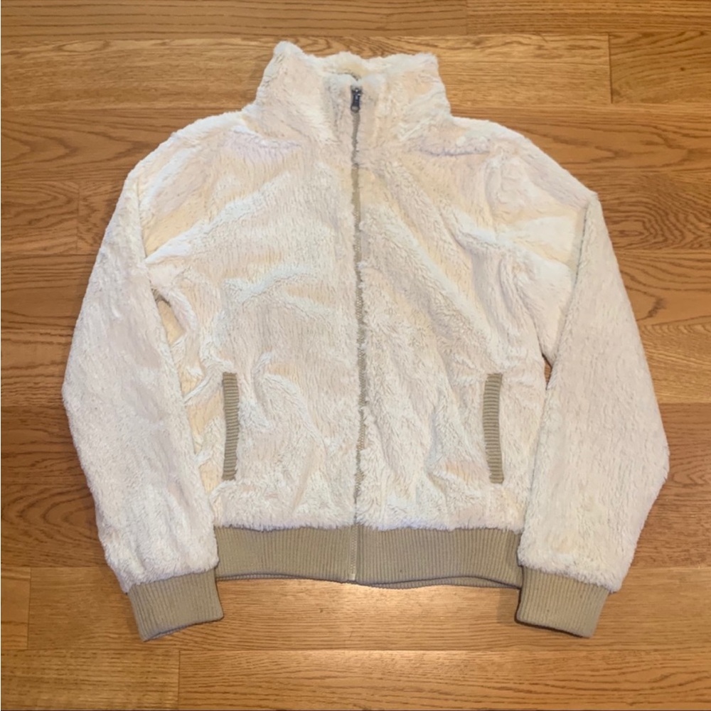 Women’s Patagonia jacket
